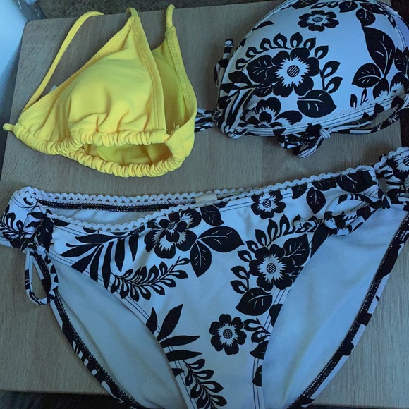 Small Bikini Set + 1 - Picture 3 of 11